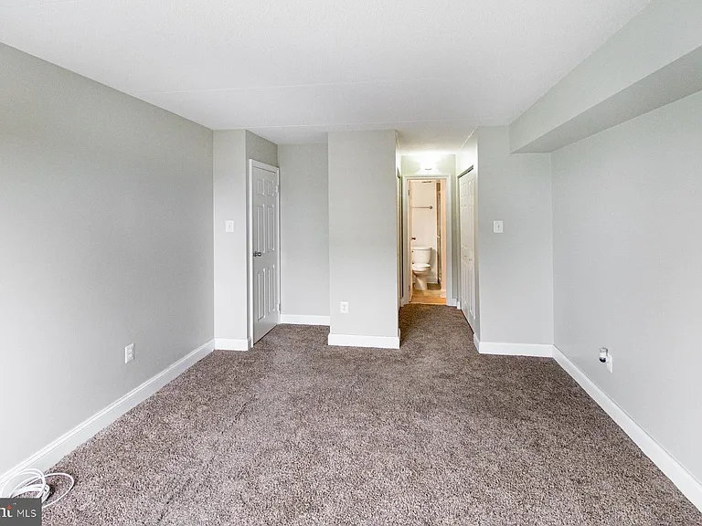 6300 Stevenson Ave #912 — Photo 17