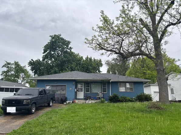 5 3rd Dr, Decatur, IL 62521