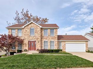 16775 N Fork Ridge Dr, Florissant, MO