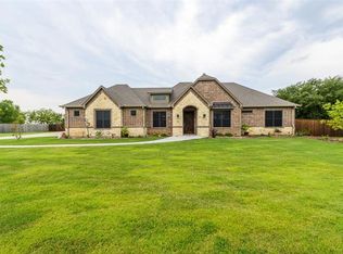 140 Pear Tree Ln, Collinsville, TX 76233