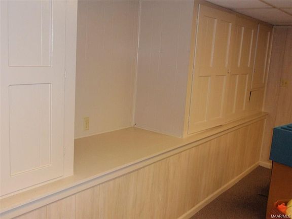 3rd image of 601 Bellehurst Dr