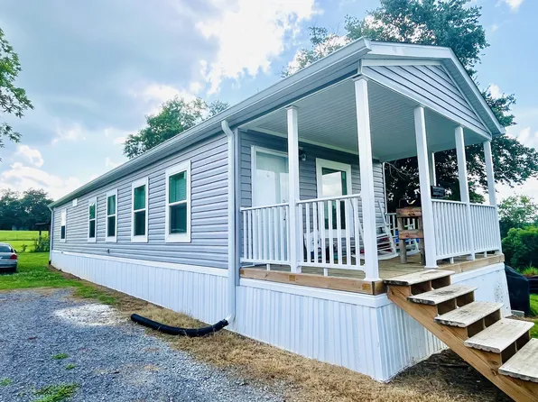 1896 Dibrell Lucky Rd, McMinnville, TN 37110