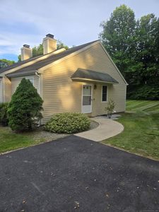 1 Cornfield Point #1, Woodstock, CT, 06281