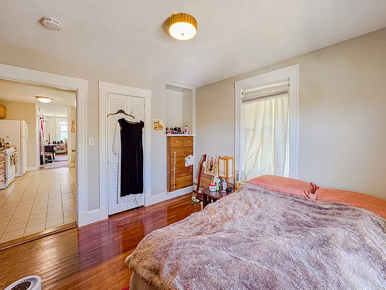 21 Town Hill St #2 — Photo 11