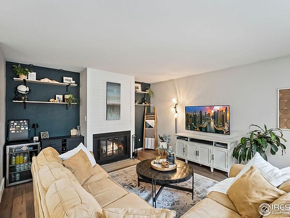 4th image of 4533 Seaway Cir