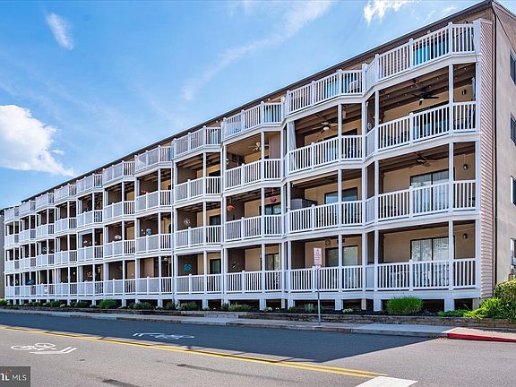 2nd image of 12300 Jamaica Ave Unit 207