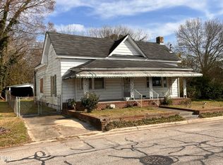 104 Ash St E, Wilson, NC 27893