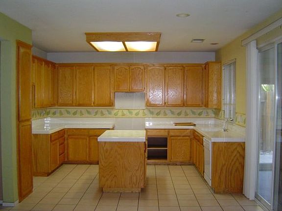 2nd image of 1342 Fruitwood Way