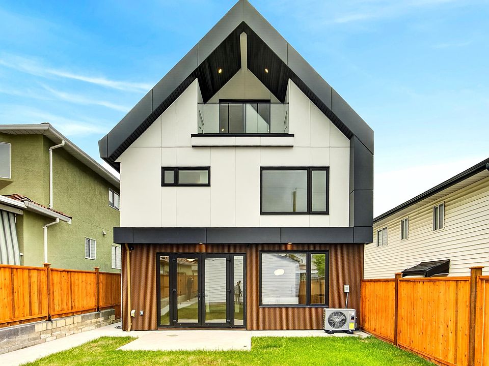 1st image of 2741 E 7th Ave #2