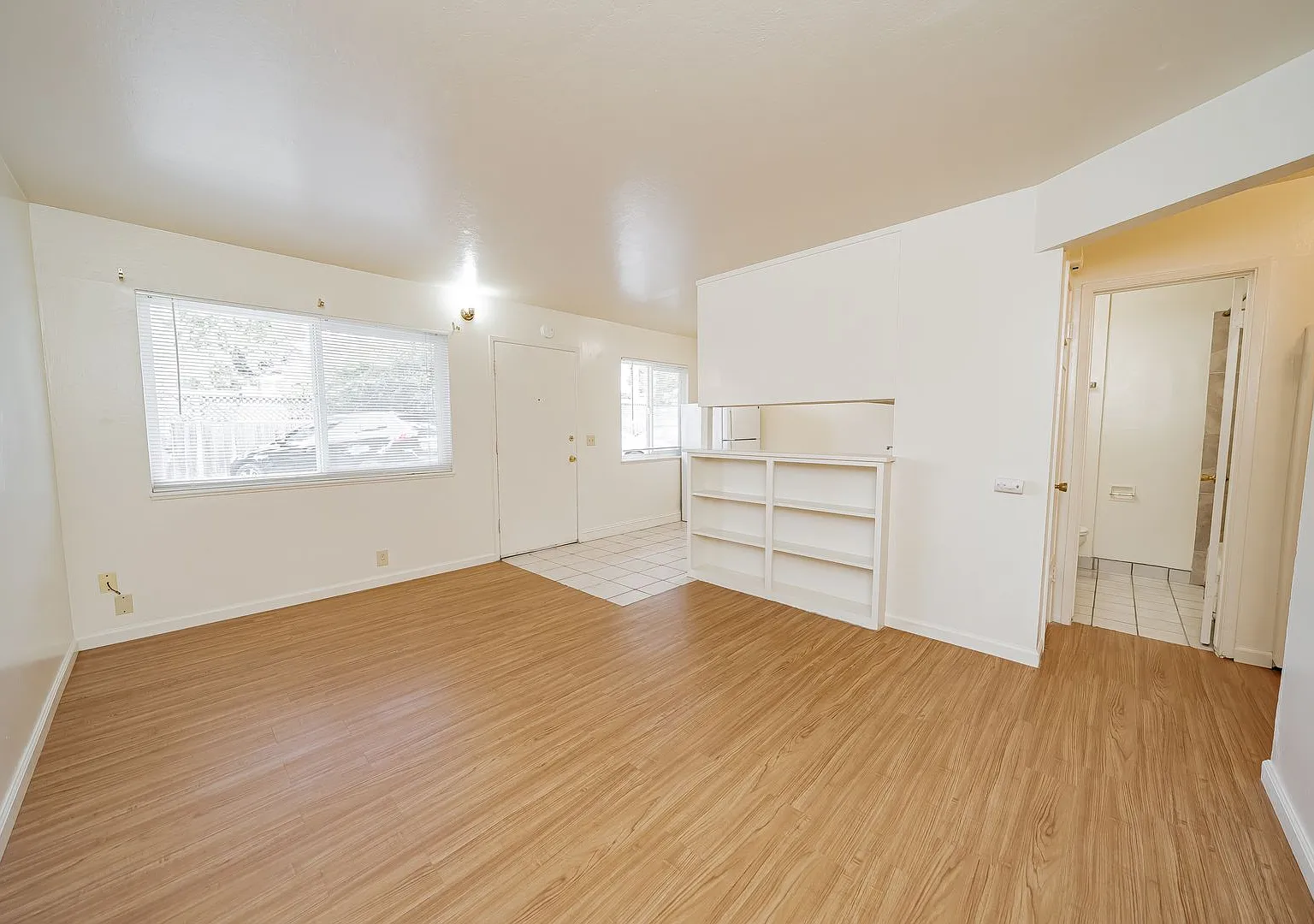 1734 Blake Street — Photo 2