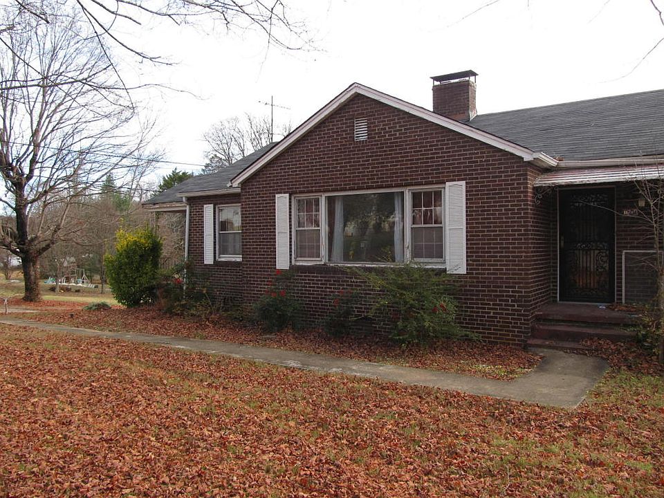 1st image of 1504 Charles Dr