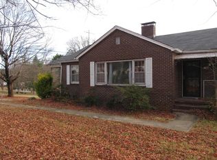 1504 Charles Dr, Knoxville, TN 37918