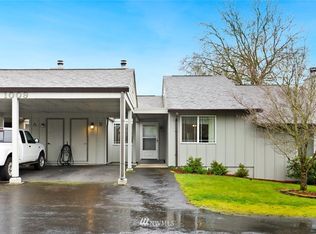 1009 NW 135th St APT B, Vancouver, WA 98685