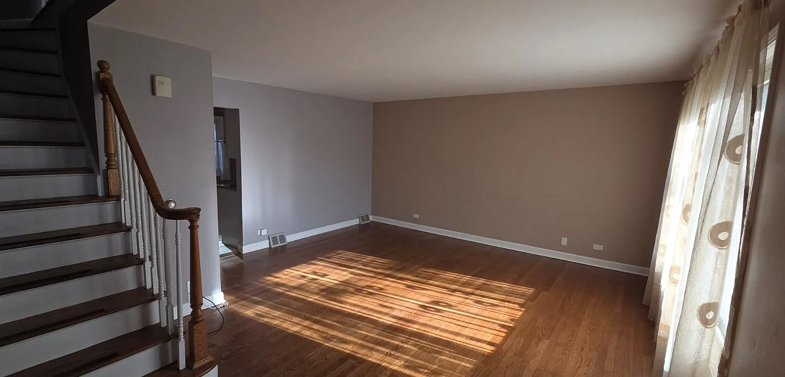 407 E Lincoln St — Photo 4