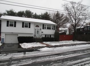 11 Hartford St, Salem, MA 01970