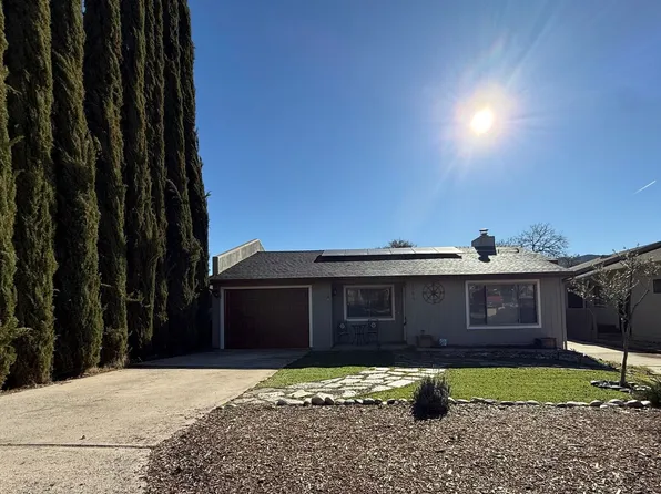 1984 Green Brook Ln, Paso Robles, CA 93446