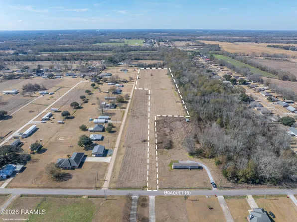 709 Braquet Rd, Carencro, LA 70520