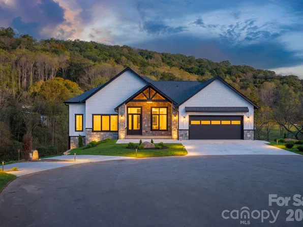 116 Bridgeway Dr, Candler, NC 28715