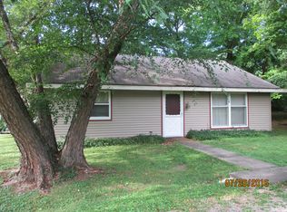 508 N Clay St, Robinson, IL 62454