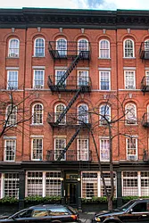 306 East 92nd Street in Yorkville