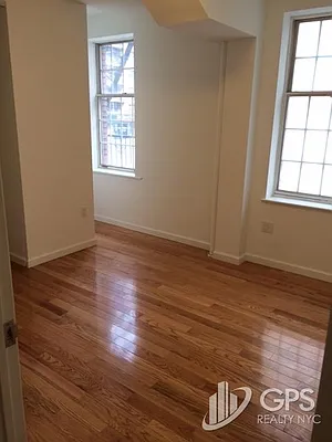 Rented by GPS Realty NYC | media 42