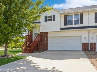 95 Watercress Rd, North Liberty, IA 52317