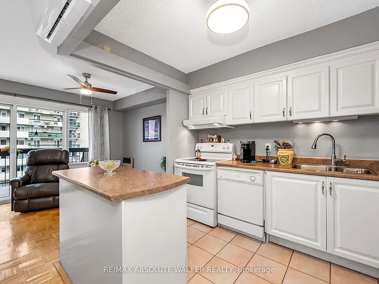 158 C McArthur Ave #1604 — Photo 11