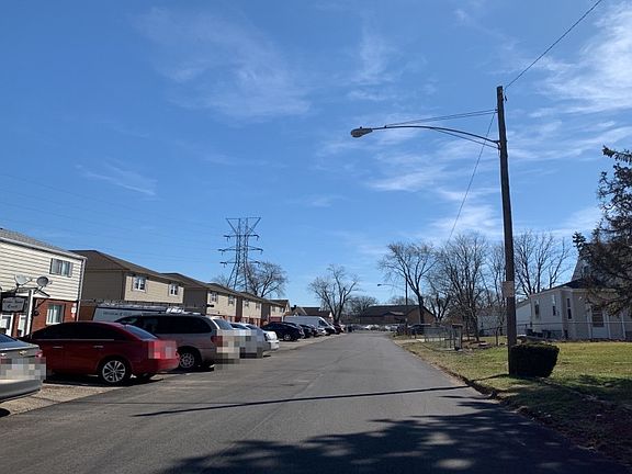 4th image of 1317 Saint Adalbert Ave