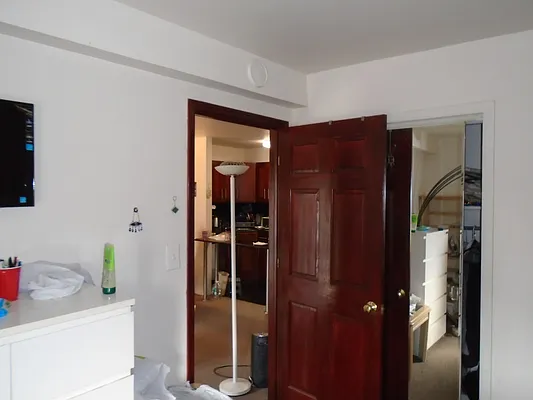 Rented by 18 REALTY | media 36