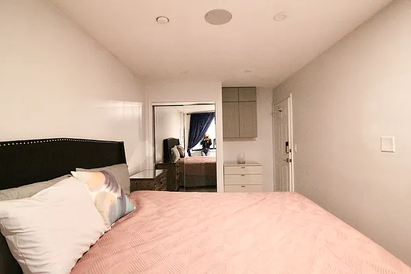 Rented by Hagstrom Management Inc | media 37