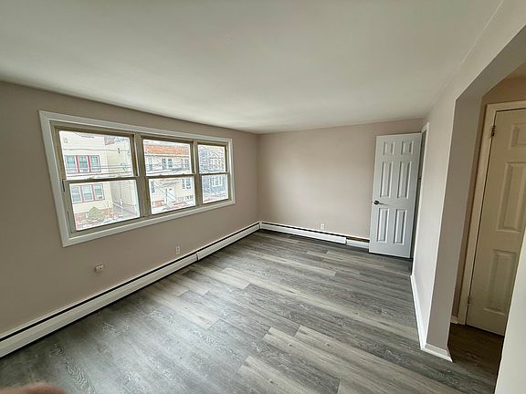 4th image of 271 Lexington Ave Floor 2