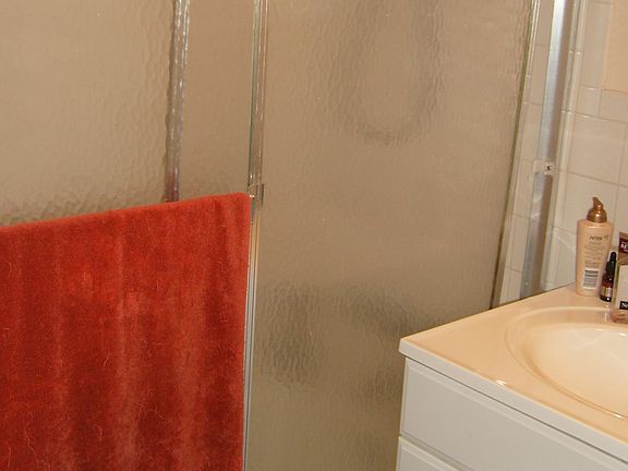 5th image of 6515 Blvd East APT 5F