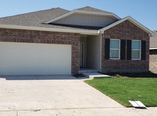 747 Yorkshire Dr, Lavon, TX 75166