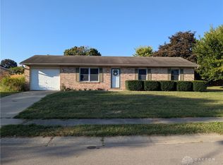813 Cypress Ln, Eaton, OH 45320