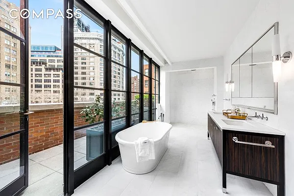 Sold by Compass | media 9