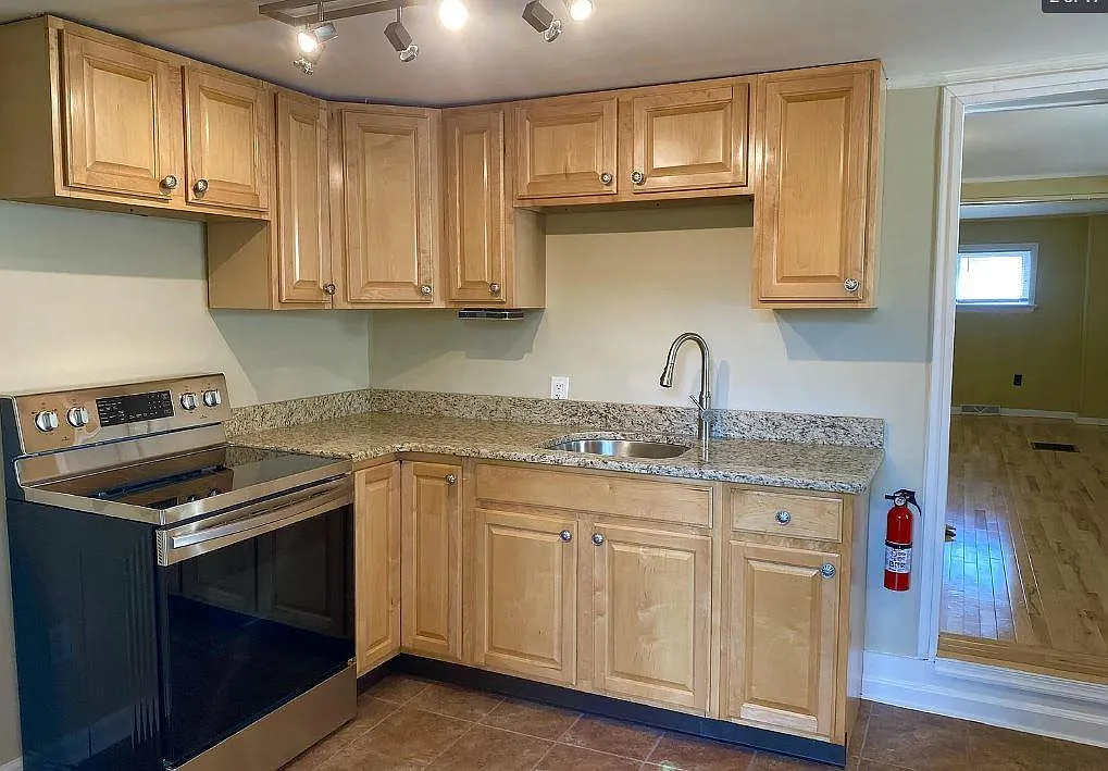 2 bed, 753 sqft, $2,150 — Photo 4