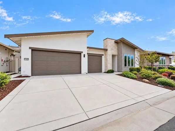 1240 Leo Ln, Roseville, CA 95747