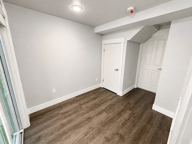 9215 Roosevelt Way NE #C — Photo 3