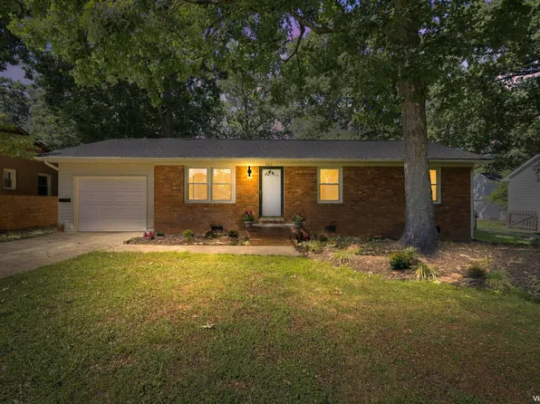 503 N Charles St, Mebane, NC 27302