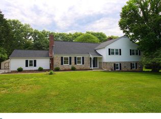 329 Lenape Dr, Berwyn, PA 19312