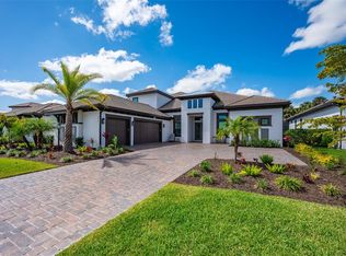 8458 Snowfall St, Sarasota, FL 34241