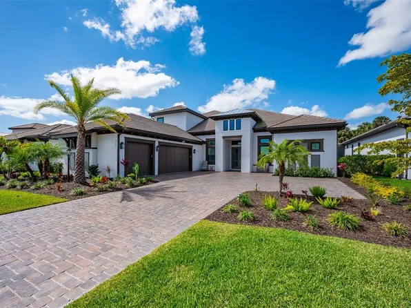 8458 Snowfall St, Sarasota, FL 34241