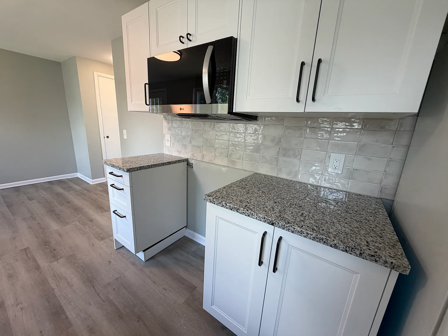 3 bed, 1500 sqft, $1,495 — Photo 2