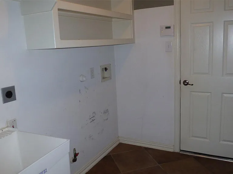 4823 Cypress Spring Dr — Photo 26