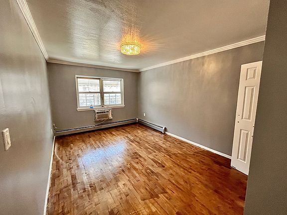5th image of 3633 Olinville Ave #2