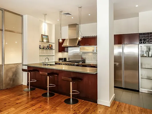 Sold by Sotheby's International Realty | media 17