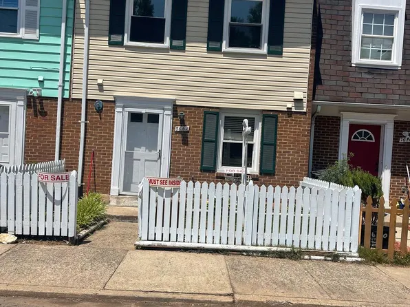 7662 Somerset Ln, Manassas, VA 20111