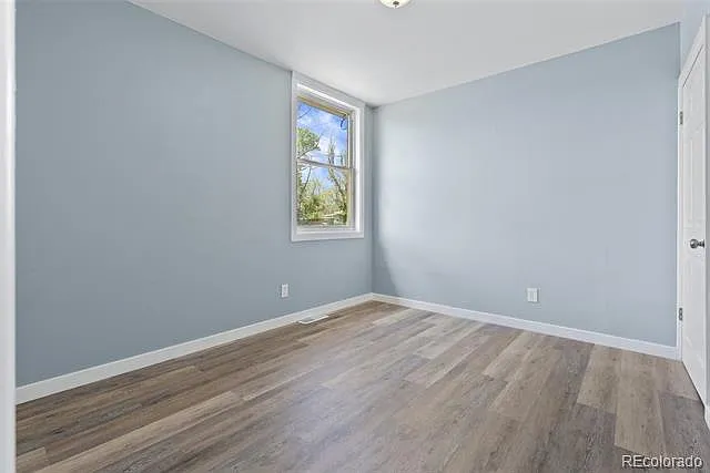 10911 W 44th Pl — Photo 8