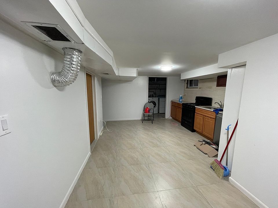 1st image of 15736 16th Ave