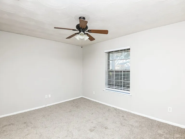 2532 Belhaven Dr — Photo 19